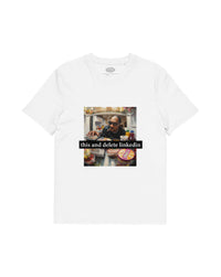 Delete linkedin Snoop T-shirt – statement merch från Season