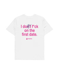 F*ck on the first date T-shirt – statement merch från Season