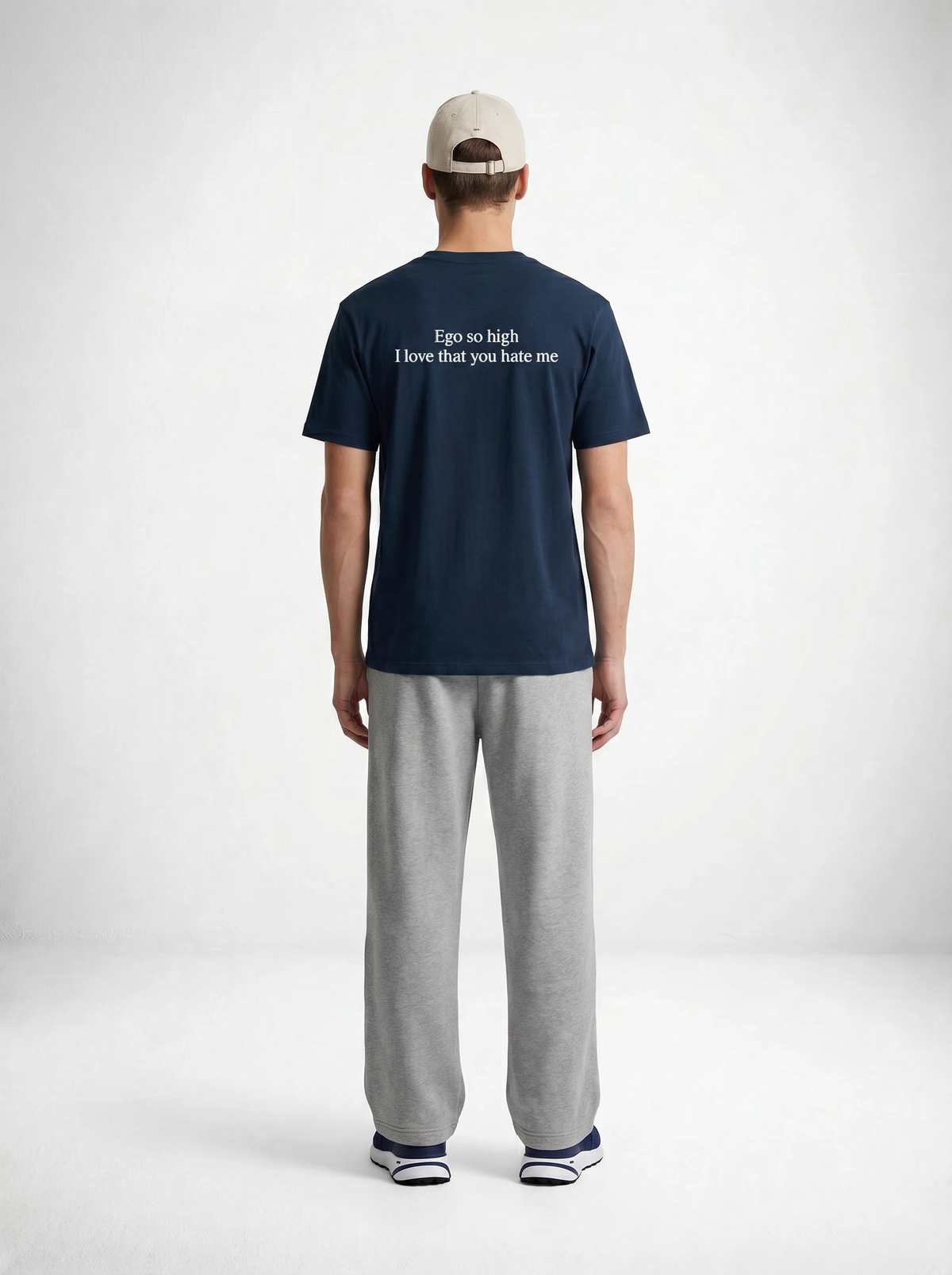 Ego so high T-shirt – statement merch från Season